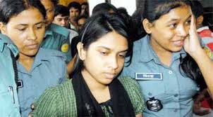 বাবা-মা হত্যার দায়ে ঐশীর মৃত্যুদণ্ড