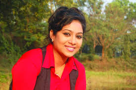 বিজ্ঞাপনে মডেল শাবনূর