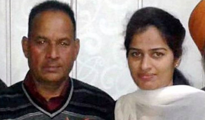 বাবা যেখানে চা বিক্রি করেন, সেই কোর্টে বিচারক হলেন মেয়ে