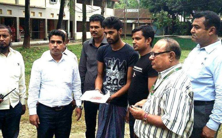 ধামরাইয়ে ৩৮২ পিস ইয়াবাসহ মাদক ব্যবসায়ী গ্রেফতার