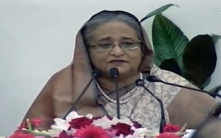 সংবাদ সম্মেলনে প্রধানমন্ত্রী