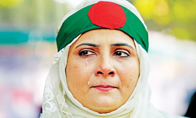সরকার কী করছে,শিক্ষকেরা অনশনে