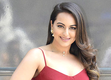 বেশি নিরাপত্তাহীনতায় ভোগেন বলিউডের পুরুষরা
