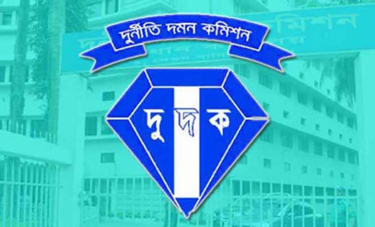 দুর্নীতির রাঘব বোয়লেরা কি অধরাই থাকেছে
