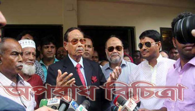 প্রশ্নই ওঠে না বিএনপির সাথে জোট বাধার: এরশাদ