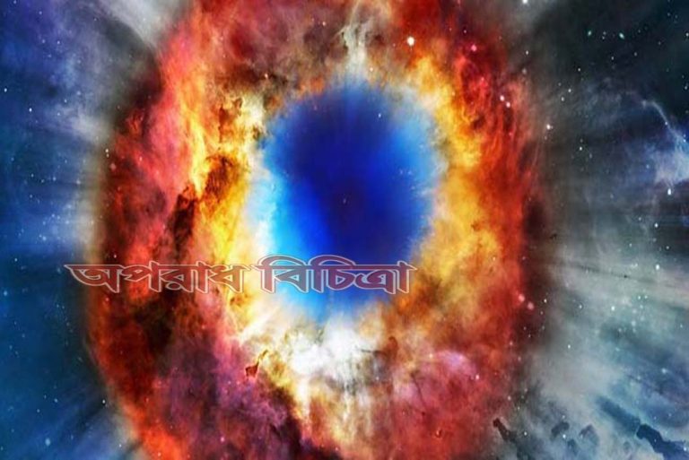 পাথরের ভিতর আদি গুহা মানবদের আঁকা ছবি