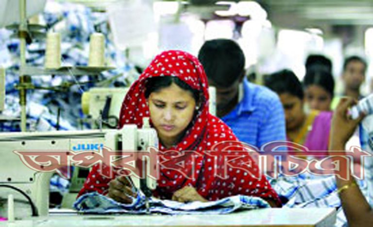 ক্ষতিগ্রস্ত হচ্ছে ভারতের স্থানীয় বস্ত্রখাত