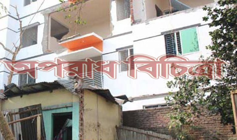 ৬ তলা ভবনে বিস্ফোরণে এক শিক্ষার্থী নিহত