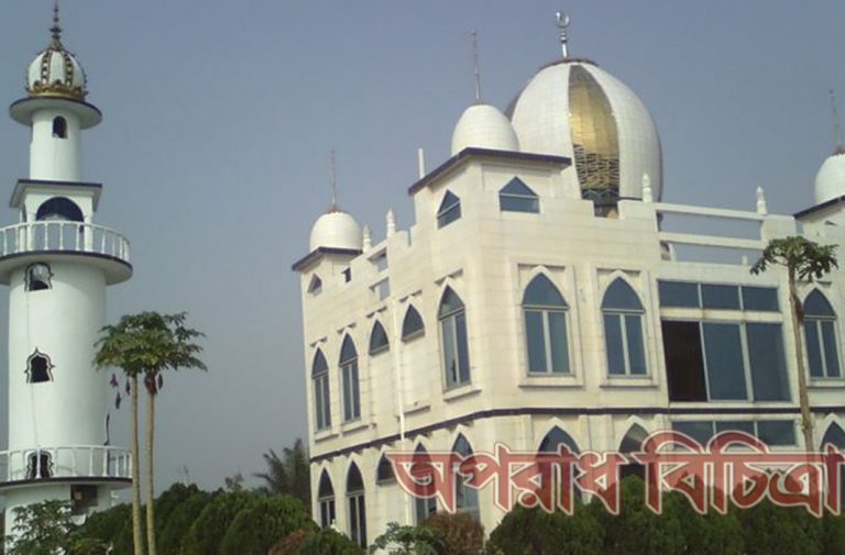 চন্দ্রমহল ইকোপার্কে বিনোদনের অন্তরালে ঘটছে নৈতিক ও সামাজিক অবক্ষয়