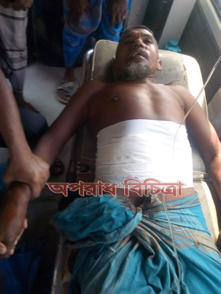 দশমিনায় পূর্ব শত্রুতার জের ধরে দু’পায়ের রগ কেটে দেয় লাল মিয়ার