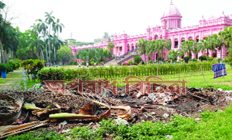 রাজধানীর জনগন অতিষ্ট চারপাশের সমস্যামূখী পরিবেশের কারনে