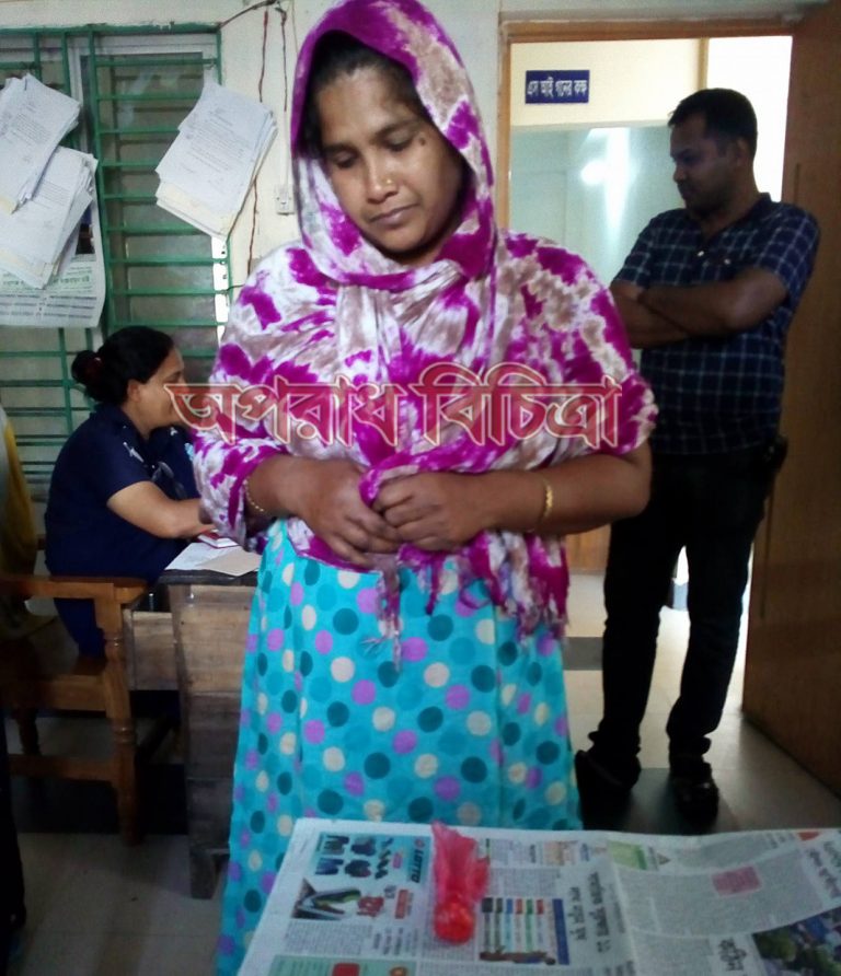 লক্ষ্মীপুরের ফরিদপুরে মহিলা মাদক ব্যবসায়ী গ্রেফতার,৭৬ পিচ ইয়াবা উদ্ধার