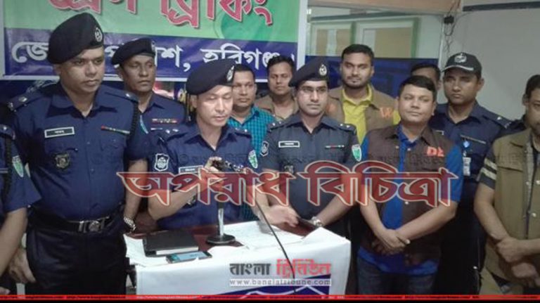 প্রেস ব্রিফিং করে একই তথ্য জানান পুলিশ সুপার বিধন ত্রিপুরা