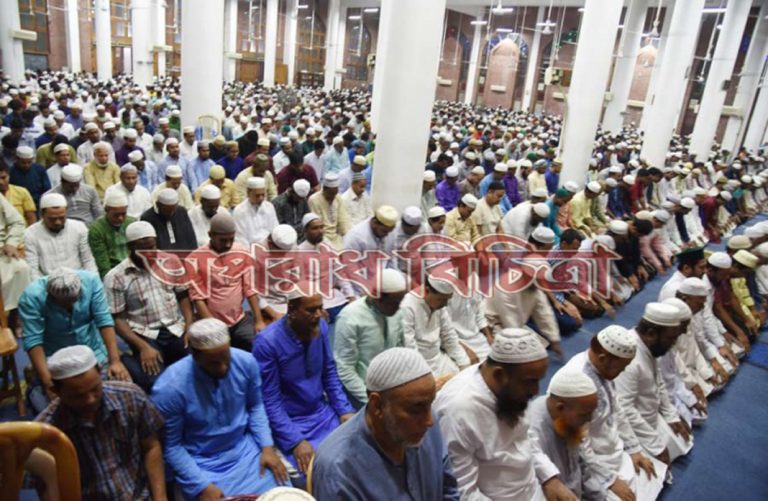 পবিত্র শবেবরাত উদযাপিত হলো ধর্মীয় ভাবগাম্ভীর্যের মধ্য দিয়ে
