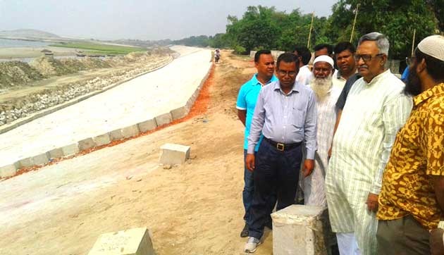 রাজশাহীর পদ্মার পাড়ের চিত্র দিনদিন বদলে যাচ্ছে