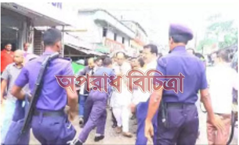 ঝালকাঠিতে বিএনপির সমাবেশ পুলিশের বাধায় পন্ড