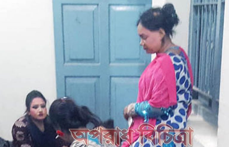 রাজশাহীর বাঘা উপজেলায় পবিত্র ঈদ মেলায় পুতুল নাচের প্যান্ডেল অশ্লিলতা, ছয় মেয়ে আটক !