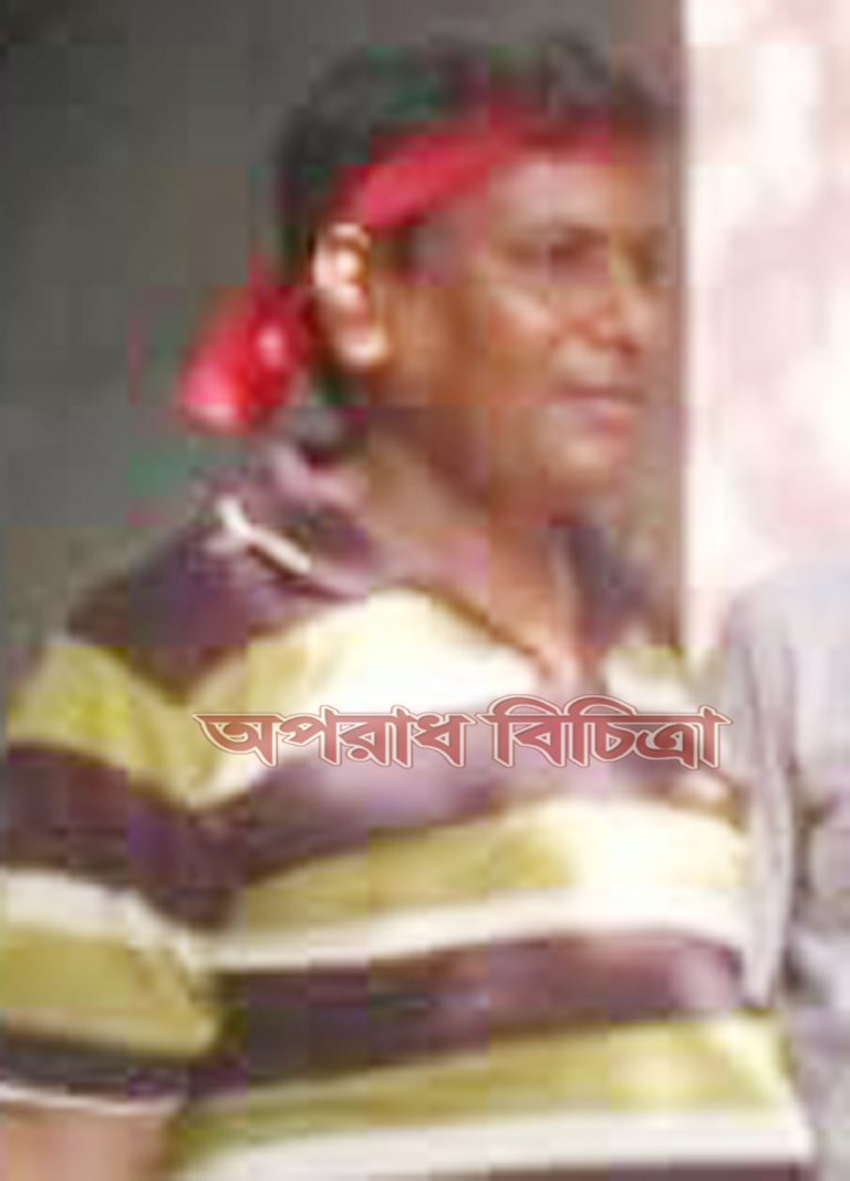 অভিযানের পরেও প্রশাসনের চোখ আড়ালে দিয়েই অবাধেই চলছে মাদক বেচাকেনা ও সরকারী খাল দখল