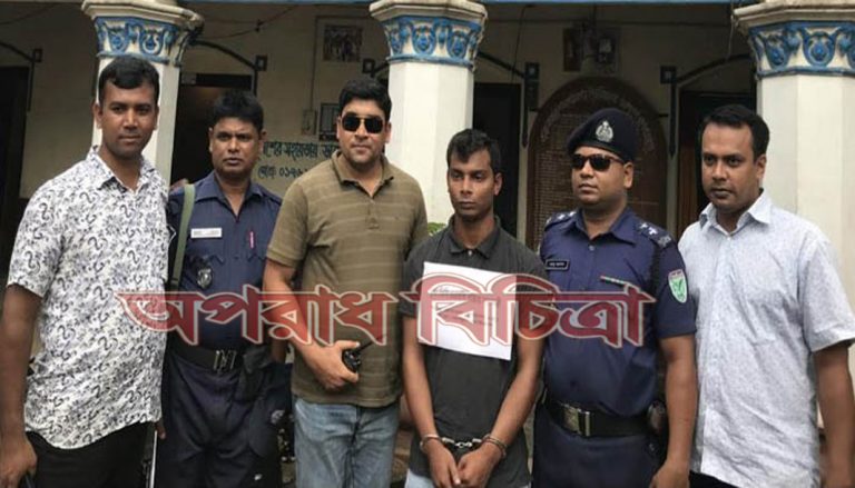 মৌলভীবাজারে  ডিবির এএসপি’ আটক পুলিশের হাতে