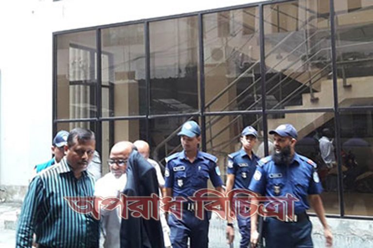 ৩ কোটি ৭ লাখ টাকা আত্মসাতের অভিযোগে গ্রেপ্তার ৩