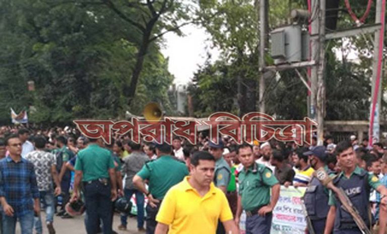 খালেদা জিয়ার মুক্তির দাবিতে প্রেস ক্লাবে বিএনপির মানববন্ধনকে ঘিরে কঠোর নিরাপত্তা