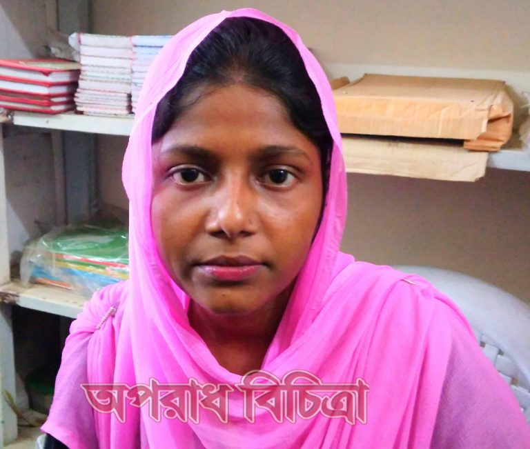 রাজাপুরে স্কুলছাত্রীকে পরীক্ষা দিতে দেয়নি কর্তৃপক্ষ