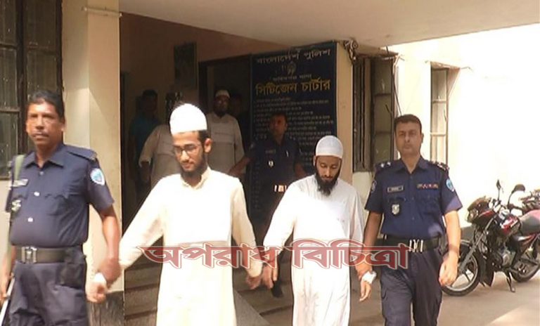 গোপন আস্তানায় হানা দিয়ে ৭ জঙ্গি গ্রেপ্তার