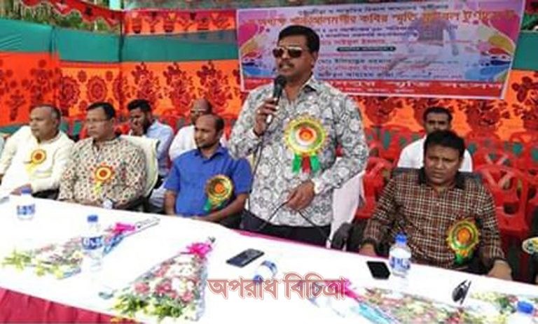 রূপসায় অধ্যক্ষ খান আলমগীর কবীর স্মৃতি ফুটবল টুর্নামেন্টের উদ্বোধন