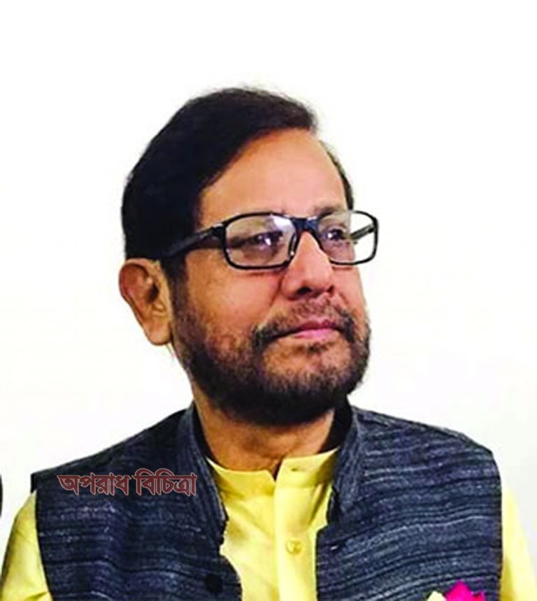 বৈঠা যে তার হাতেই যাচ্ছে এটা প্রায়ই নিশ্চিত