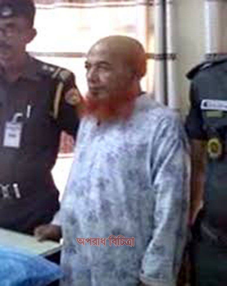 বৃদ্ধ শহীদ উল্লাহর পাকস্থলী থেকে মিললো ২ হাজার ৪০০ পিস ইয়াবা
