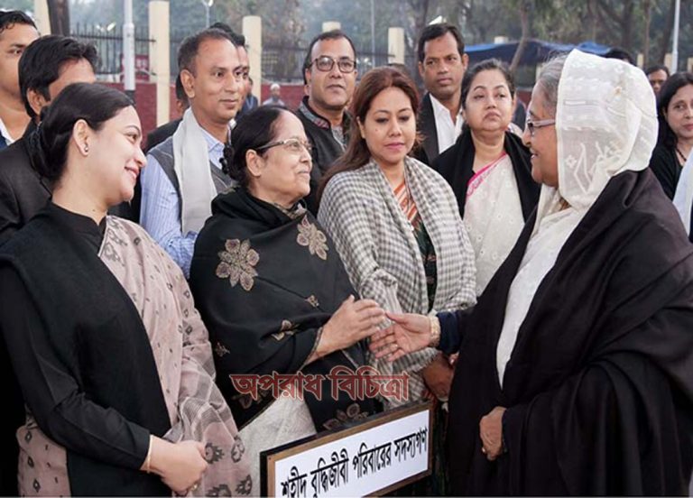 “লজ্জা কম বলেই সাংবাদিকরা প্রশ্ন করলে তারা খামোশ বলতে পারেন”-প্রধানমন্ত্রী শেখ হাসিনা