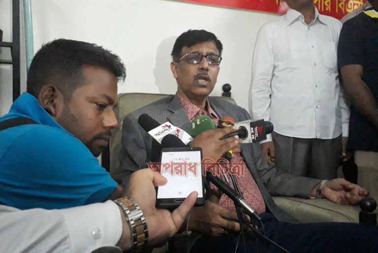 পবিত্র কোরআন তেলাওয়াতের মধ্য দিয়ে, ডা.সালাউদ্দিন বাবুর নির্বাচনী প্রচার-প্রচারণা শুরু