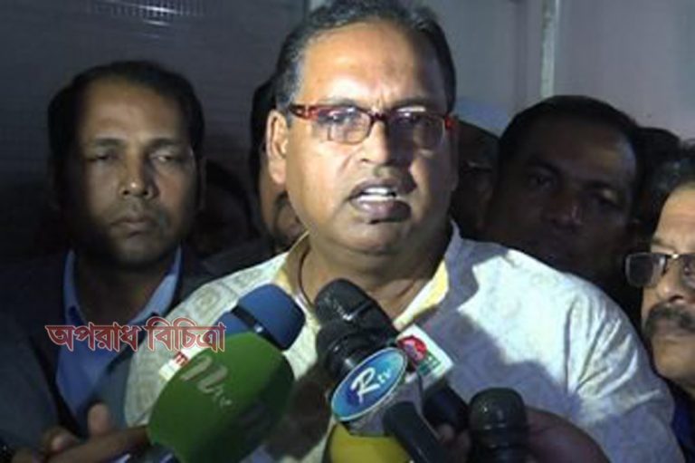 ধীরে ধীরে আমরা একটি অন্ধকারের দিকে ধাবিত হচ্ছি : দুদু