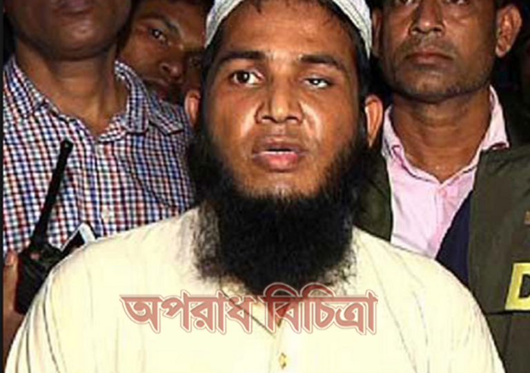 ‘মসজিদে’ বসে ইয়াবা বিক্রির সময় হাতেনাতে এক হাফেজ আটক