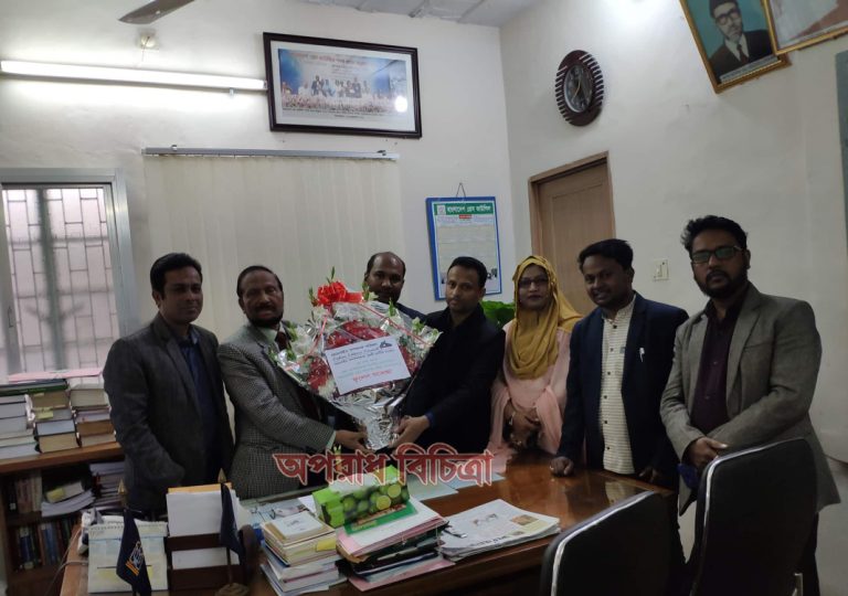 প্রেসকাউন্সিলের চেয়ারম্যানকে অনলাইন সম্পাদক পরিষদের শুভেচ্ছা