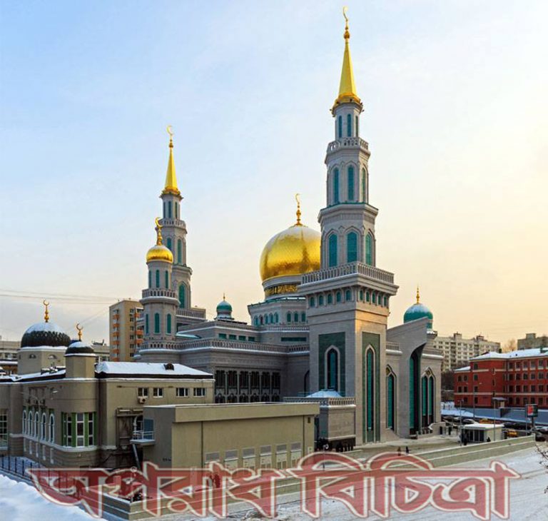 ২৪ ঘণ্টাই কুরআন তেলাওয়াত