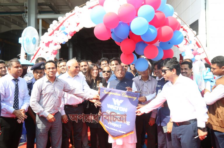 সিনহা দুর্নীতিগ্রস্থ বলেই দেশে ফিরছে না -বাণিজ্যমন্ত্রী তোফায়েল আহমেদ