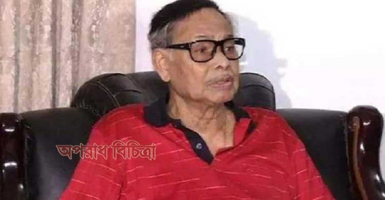 তিনি এখন বিছানায় নড়াচড়া পর্যন্ত করতে পারছেন না