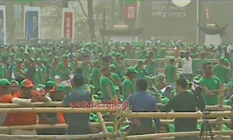 রাজধানীর সোহরাওয়ার্দী উদ্যানে আওয়ামী লীগের ‘বিজয় উৎসব