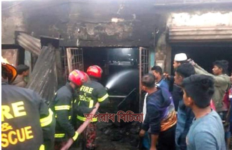রূপসায় মটর পার্টস এর দোকানে অগ্নিকান্ড