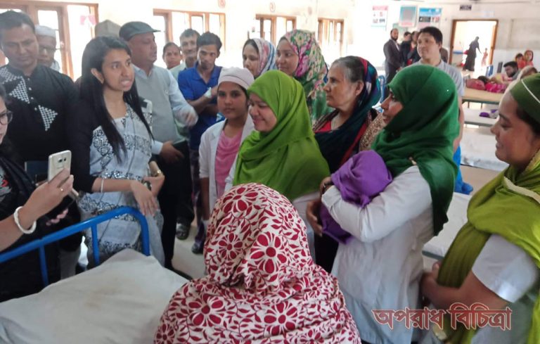সিরাজদিখানে পাগলী বলে স্বামী পায়নি, হয়নি সংসার তবে কেন? গর্ভে এল মাতৃত্বের আহ্লাদ