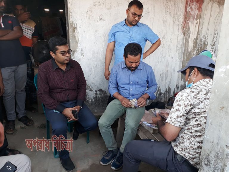 আশুলিয়ায় ১১ ইটভাটায় জরিমানা ৯৫ লক্ষ টাকা
