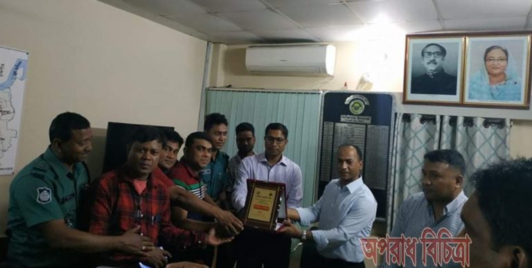 কর্ণফুলী থানায় ওসি তদন্তের বিদায় ও বরণ অনুষ্ঠান