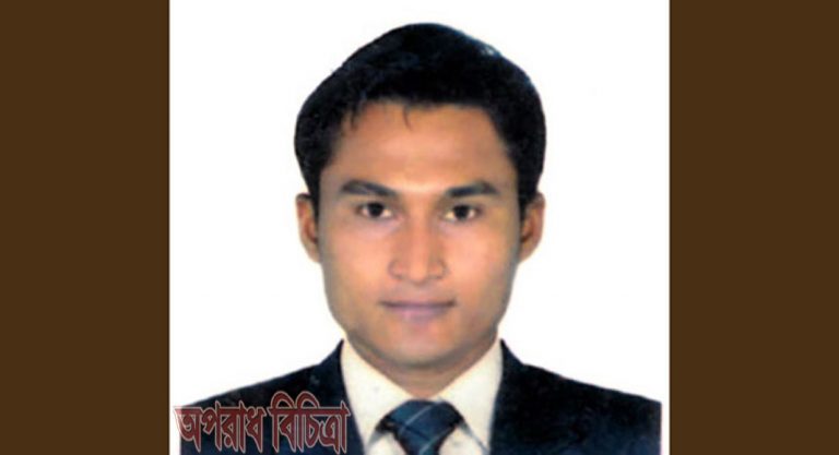 লাশের স্তুপের নিচে থাকায় বেঁচে যান বাংলাদেশি ওমর জাহিদ