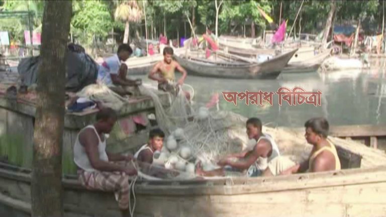 জেলেদের চাল বিতরণে অনিয়ম নিষেধাঞ্জা শরু হলেও চাল না পাওয়ার অভিযোগ লক্ষ্মীপুরের জেলেদের