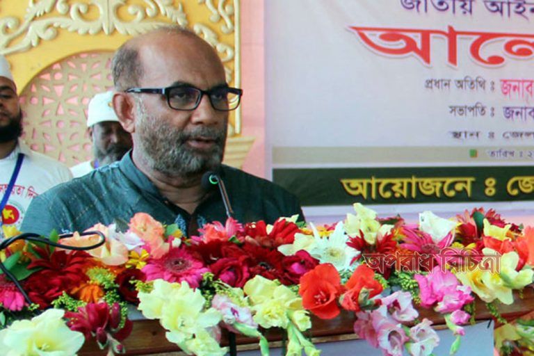 আইনের চোখে ধনী-গরীব সবাই সমান : গৃহায়ন ও পূর্তমন্ত্রী