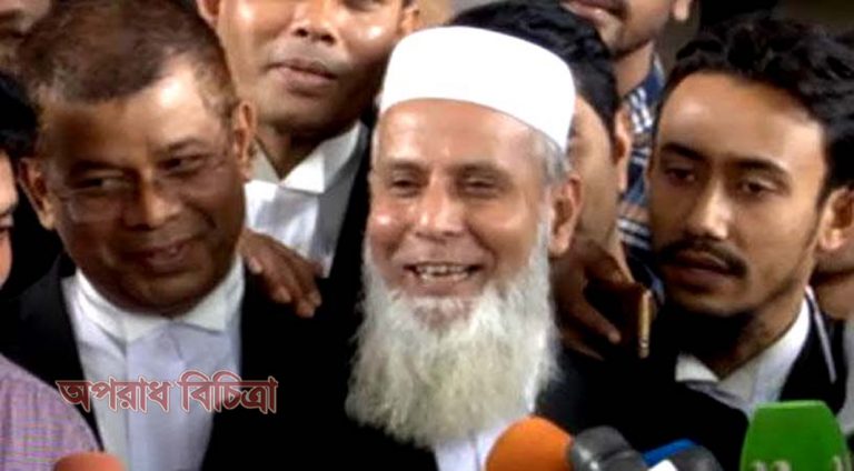 সাংবাদিকদের প্রশ্নের মুখে গ্রীন লাইনের আইজীবী