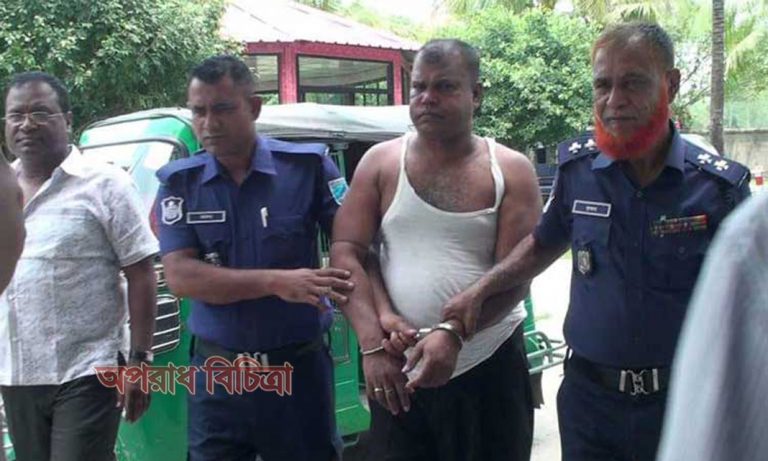 ছিনতাইকালে অবসরপ্রাপ্ত সেনা সদস্য আটক