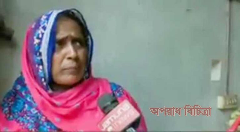 ‘হাতও ধুইতে পারি না, হাতের ভিতর গন্ধ