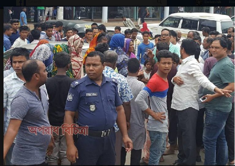 হিজড়াদের বেপরোয়া চাঁদাবাজি